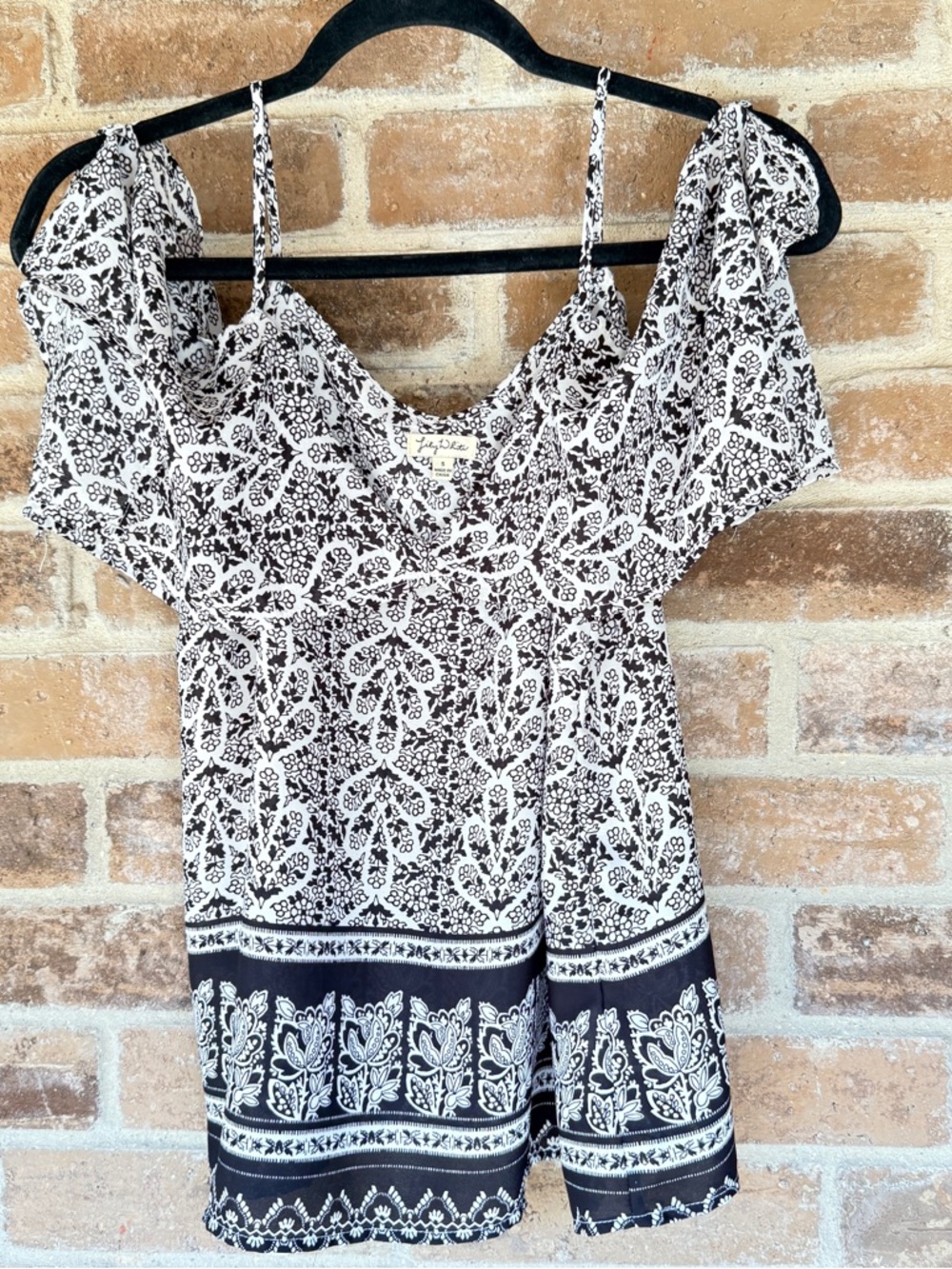 Lily White Black & White Printed Cold-Shoulder Blouse